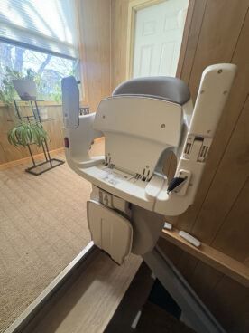Completed install in Danville IL of a HomeGlide straight stairlift by Access BDD